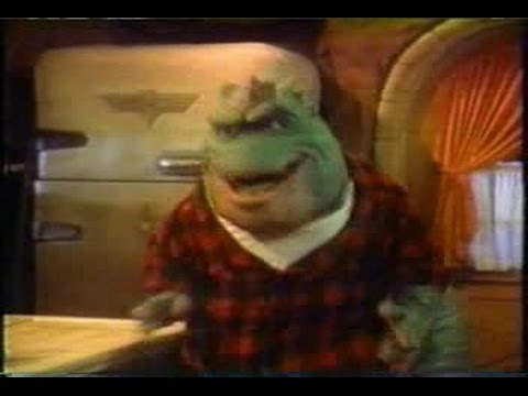 Dinosaurs   S3E20 We Are Not Alone