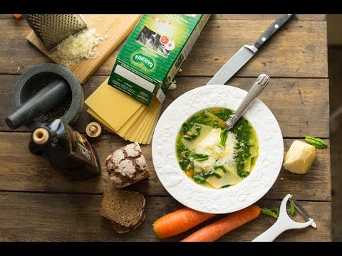 Видео рецепт Суп со шпинатом и орзо
