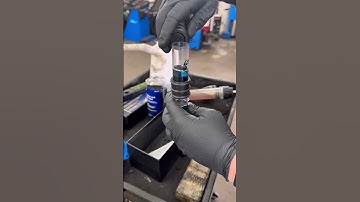 🚗 Combustion Leak Test – What That Colour Change Means
