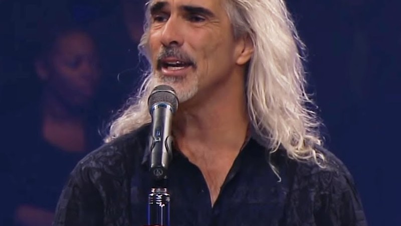 Guy Penrod - Revelation Song (Live) - YouTube