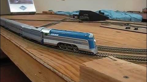 "HO" Reading Railroad 1935 Crusader Train Set | "HO" Collector Train Sets from Con-Cor Trains