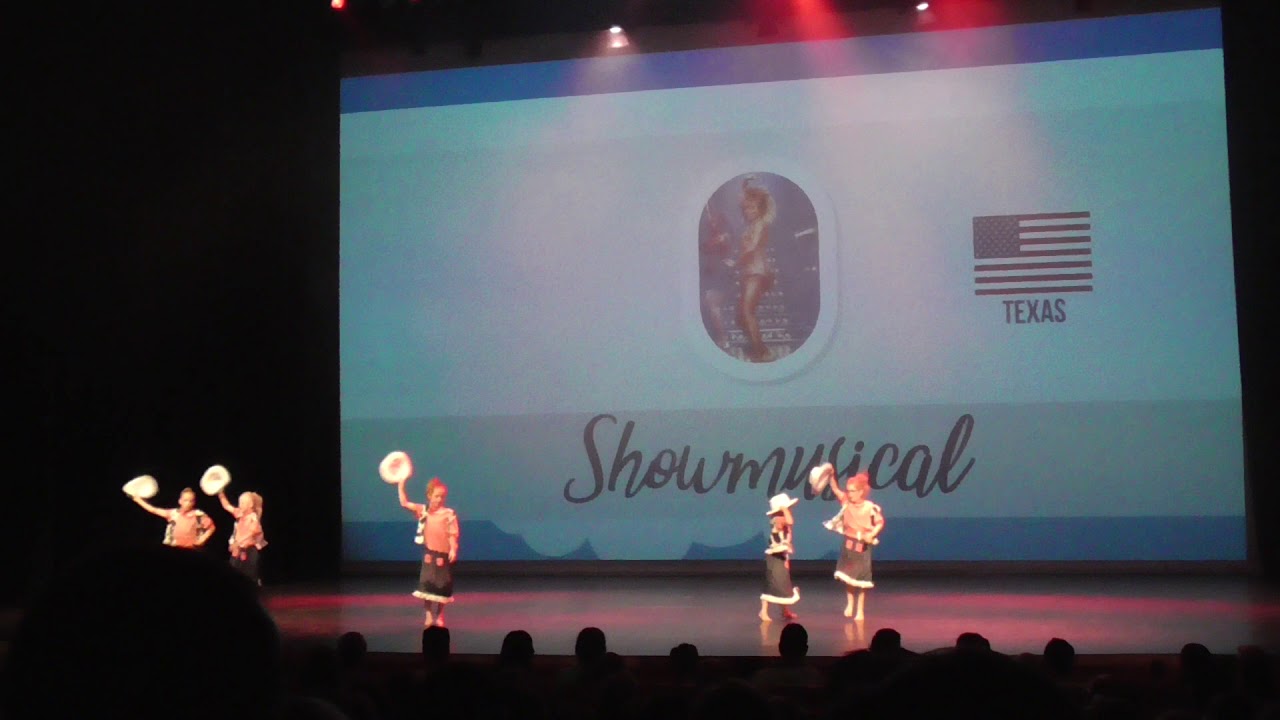 1Love Dance Center Eindshow 2018: 03 - Showmusical - Texas