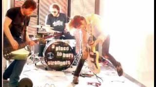 a place to bury strangers - don&#39;t think lover