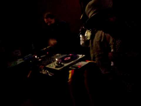 Echodelic Soundsystem (Tom Chasteen W/ Tippa Lee)