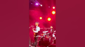 Ello Feat. Dewa 19 Nyanyikan Takkan Ada Cinta Yang Lain Di Prambanan Jazz 2023 #dewa19 #shorts