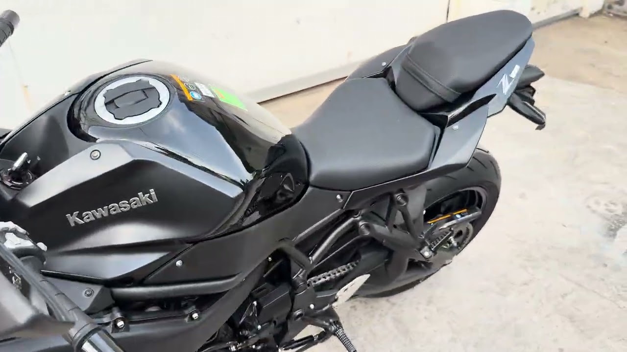 Kawasaki zH2 siêu lướt chỉ 51km hải quan cầm tay giá hơn nữa xe mới