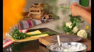 Яблочный салат с сельдереем и сыром Яблочный салат с сельдереем и сыром