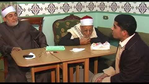 من توجيهات الشيخ عبدالحكيم عبداللطيف شيخ عموم المقارئ المصرية رحمه الله بإحدى مسابقات القرآن - 9