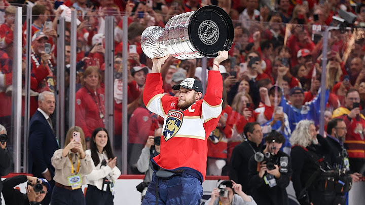 Panthers lift Stanley Cup, AGAIN | Full Cup Lift Ceremony 2025