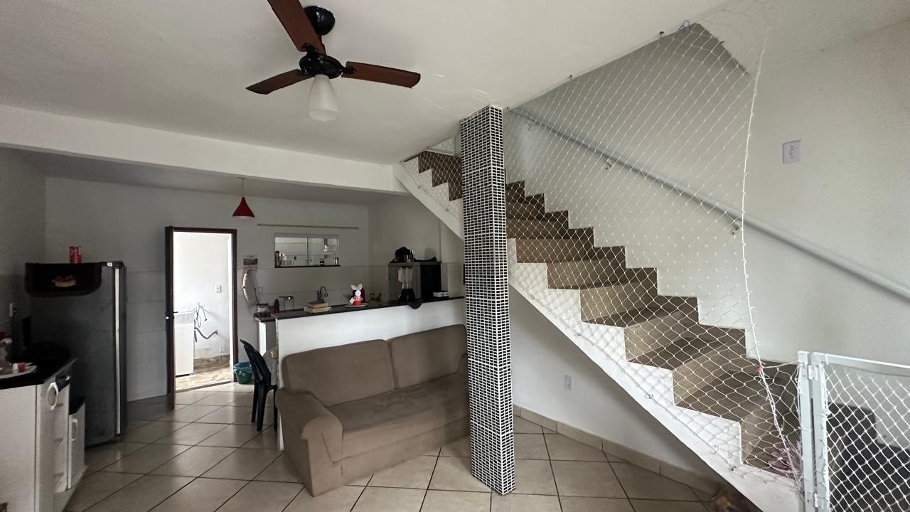 VENDO DUPLEX GEMINADO EM CIDADE BEIRA MAR, RIO DAS OSTRAS, RJ.
