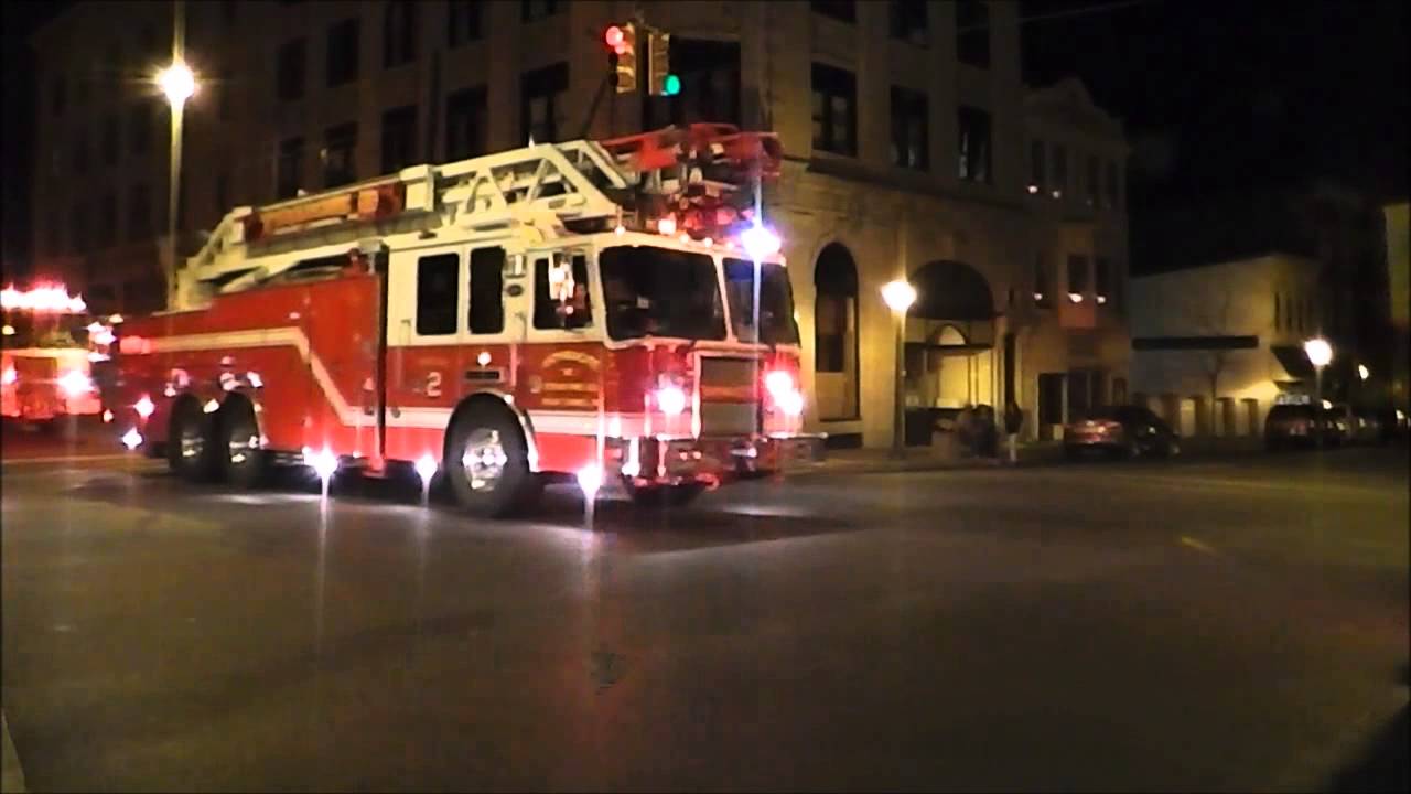 The Mt. Carmel's Celebration Parade For The Red Tornadoes Coal Bucket 11 6 2015 YouTube