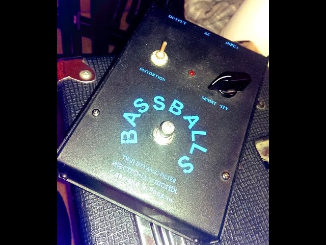Bassballs | Twin Dynamic Envelope Filter - Electro-Harmonix