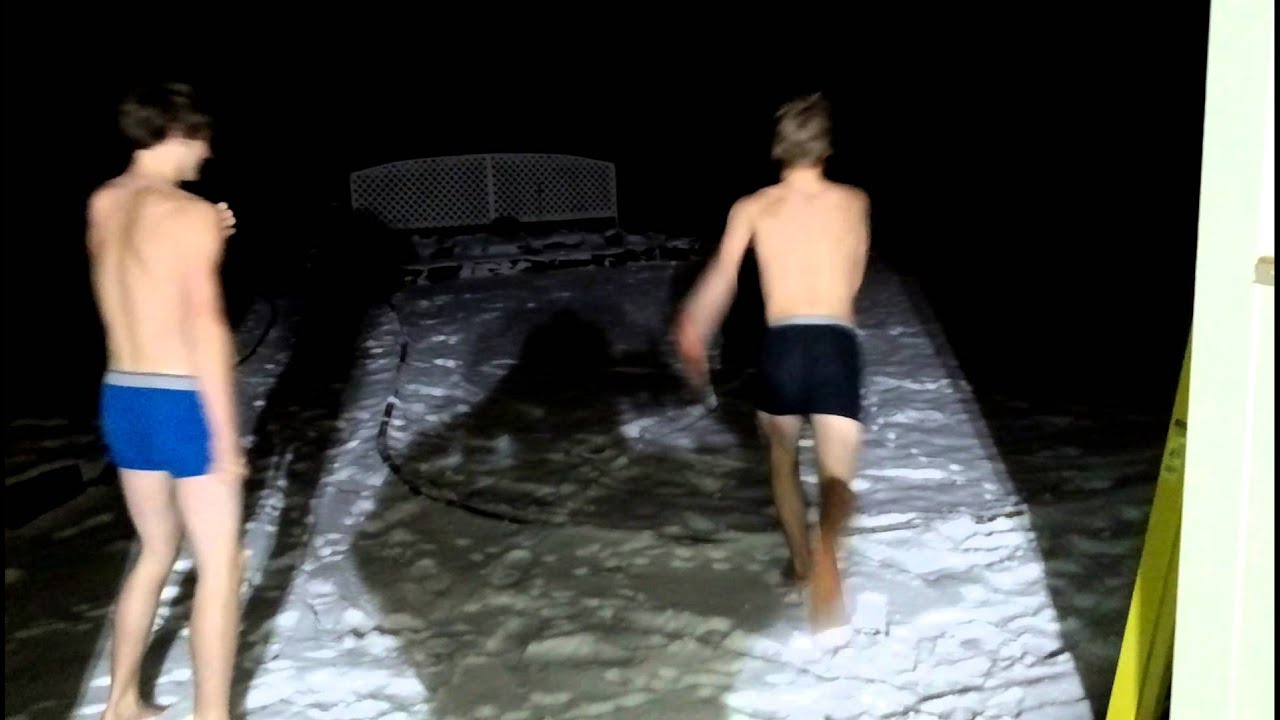 NAKED PARK OUR 2013!! YouTube