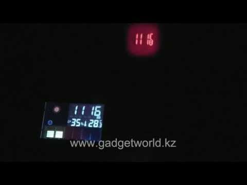 Часы-метеостанция с проекцией времени