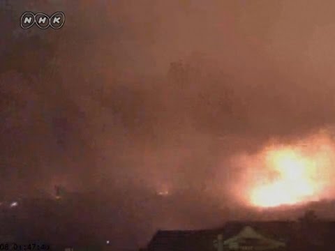 Raw: Japan's Mount Aso Volcano Errupts