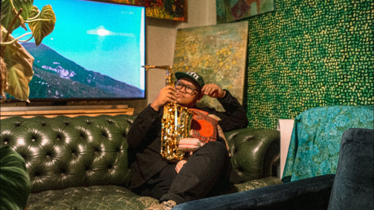 Tommy Pratomo - Stay (in saxxinthecity EP) , Performed at Love is Art Atalier Cafe…