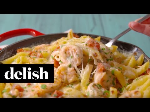 Garlicky Shrimp Alfredo Bake | Delish