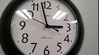 Round Wall Clock - Free Stock Footage 4k Video || Video Board