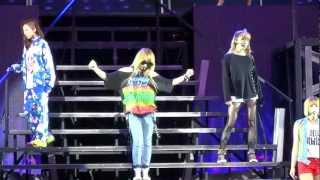 Download Lagu 120824 - 2NE1 Soundcheck Party - In the Club + Stay Together @ Nokia Theatre in LA MP3