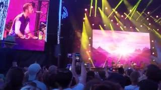 Coldplay - Hymn For The Weekend -Radio One's Big Weekend Exeter - 29\/5\/2016