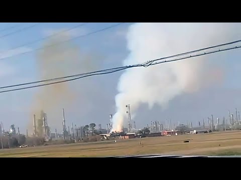 Explosion reported at Marathon refinery in Garyville, La.