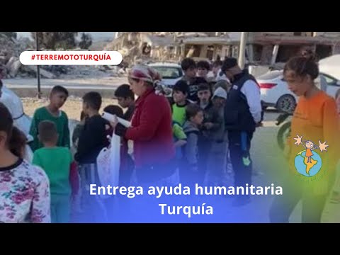 Entrega de ayuda humanitaria en Turquía