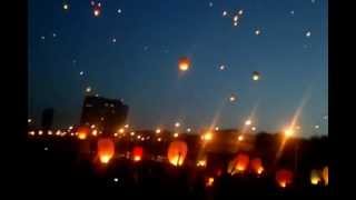 Запуск небесных фонариков в Волгограде. 12.05.2012