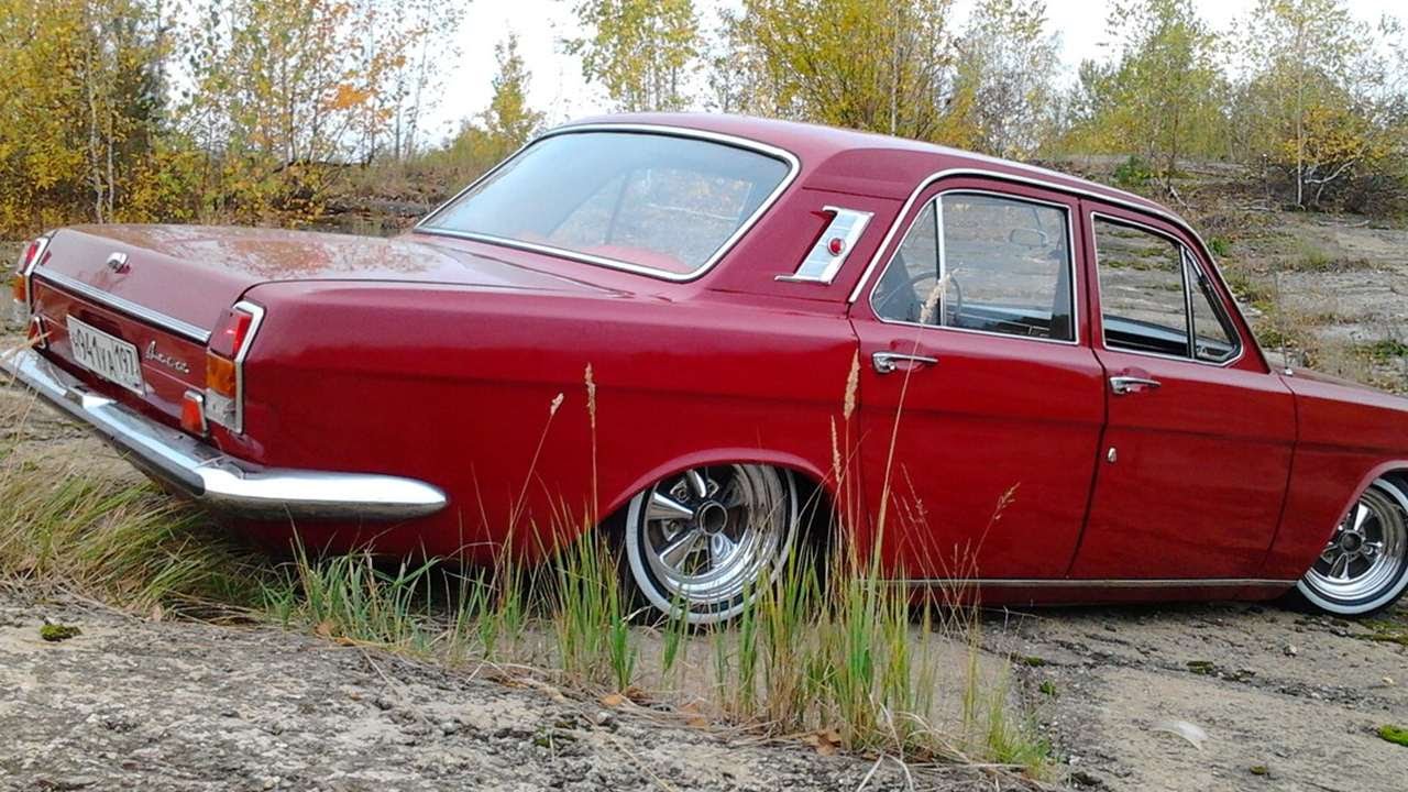 ГАЗ 24 купе красная