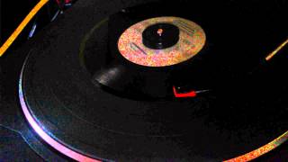 Video thumbnail of "SANDRITA BOADA - LATACUNGA ROMANTICA (Pasacalle) 45 RPM 1994 sello ZAPATA"