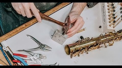 How to Remove and Install Round and Flat Springs on Woodwinds! #WednesdayWisdom