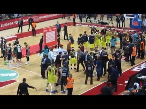 Fenerbahçe 67-65 Darüşşafaka Doğuş | Kupa Finali | Maç sonu Bogdan'ın üçlüğüyle yıkılan tribün