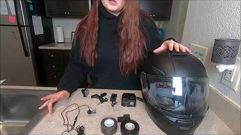 Motovlogging Helmet Setup: GoPro Hero 7 Black, Sena Unit 10s, Giant Squid Microphone (No Popping)
