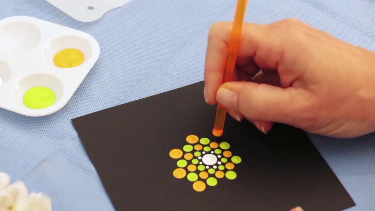 Beginners Dot painting mandala with Happy Dotting Company tools