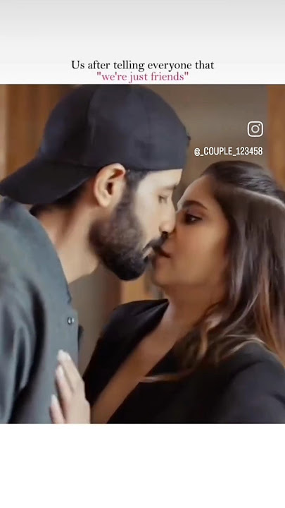 Sai Tamhankar Marathi Actress Super Hot 🔥 Kissing Scene || Samantar