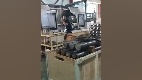 Gia công tiện phay CNC trục động cơ dài 1,500mm trên máy tiện 4 trục - OKUMA LB4000EXII MY