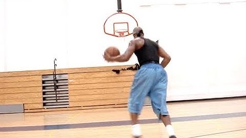 Dre Baldwin: Thru-Thru Behind Back Pullup Jumpshot Pt. 1 | Shooting Guard Scoring Tips