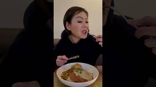 Swap Vegan Chicken at Meet in Vancouver | Vegantwosome #veganchicken