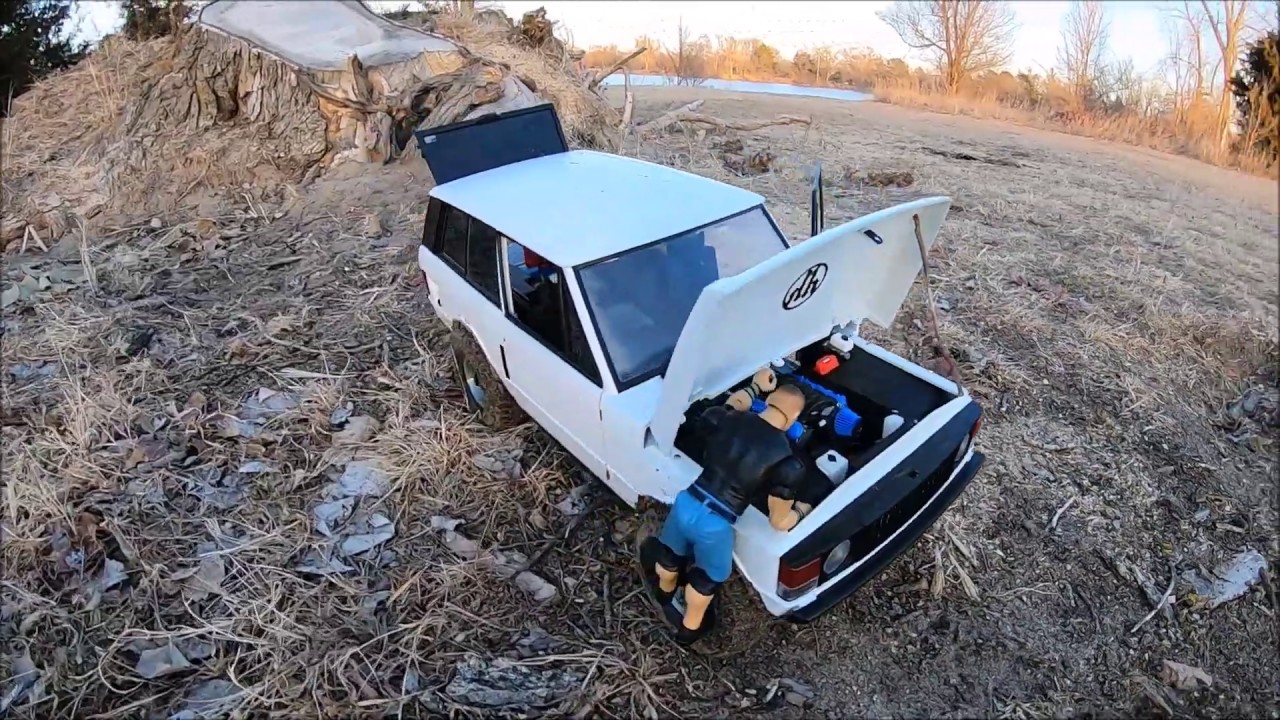 Classic Range Rover trailing scx10ii - YouTube