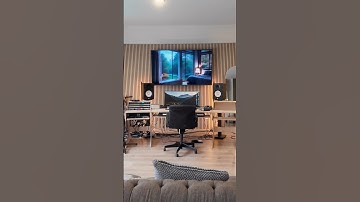 home studio tour w/ @davidsposato - producer, bass player, & engineer. #producer #studiotour