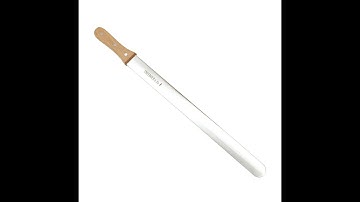 Sneeboer Container Knife in action with Gardener