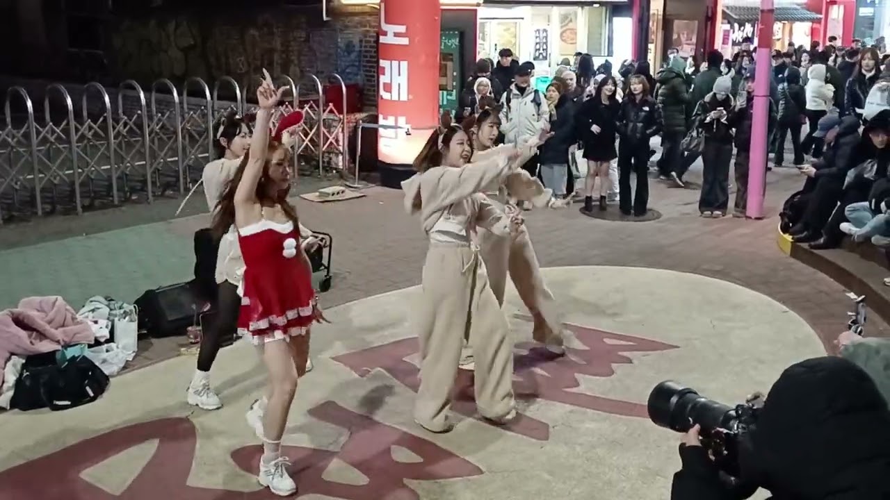[KPOP HONGDAE BUSKING] 