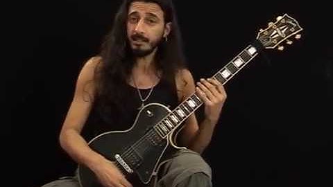 Two Hands Tapping Lick With String Skipping Technique - Lead Guitar Lesson