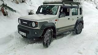 Maruti Jimny Car V/S Maruti Jipsy Snow Cutting Result In Winter ❄️