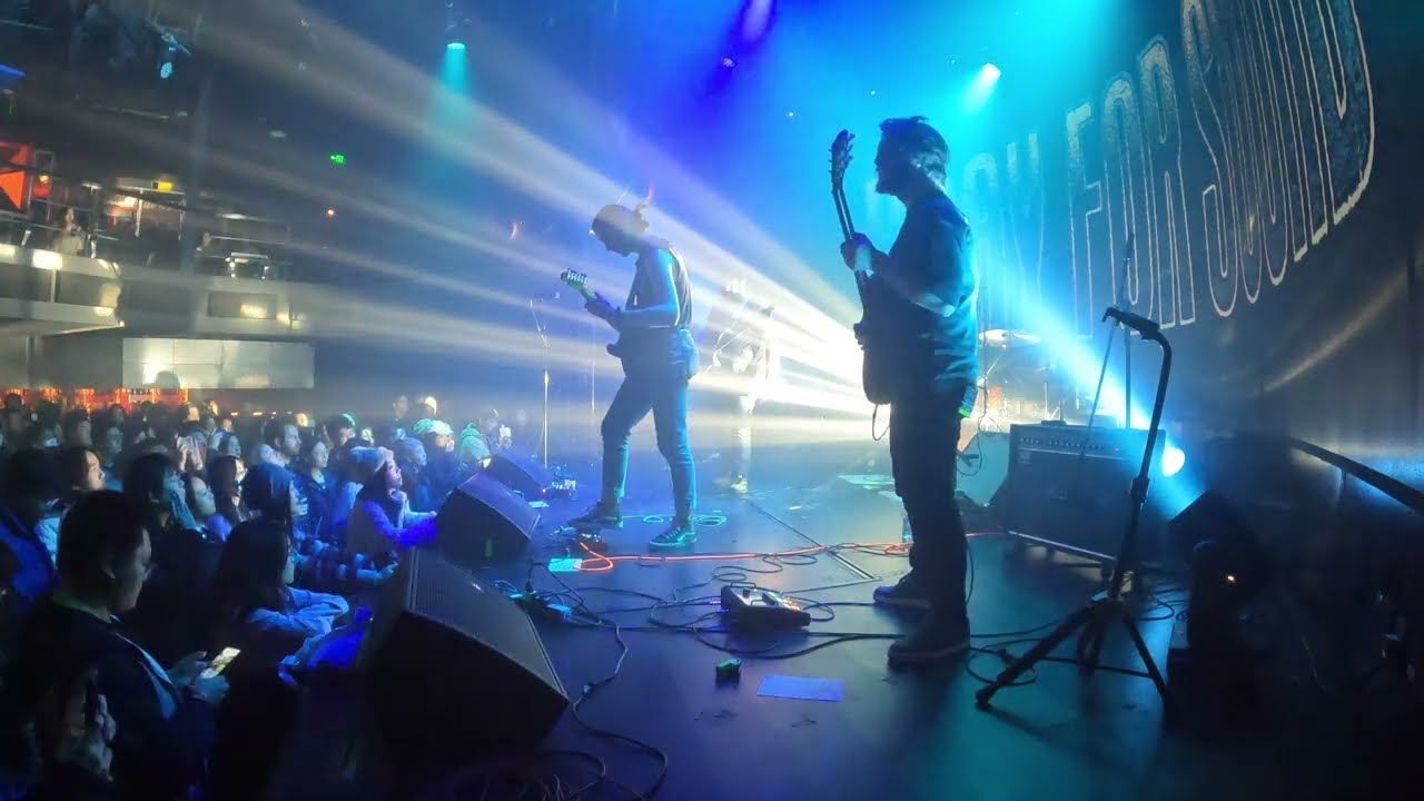 Watch “Everywhere, Everywhere” + “Talus” - Pray For Sound Live in Beijing on YouTube Watch “Everywhere, Everywhere” + “Talus” - Pray For Sound Live in Beijing on YouTube