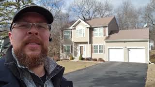 Saw Ceek Estates Home For Sale in the Pocono Mountains - 1122 Yorkshire Ln, Bushkill, PA
