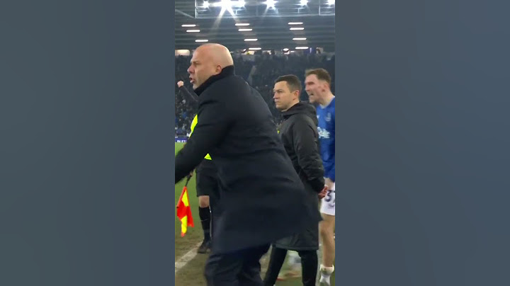 Slot was every Liverpool fan after Tarkowski's late goal 😭