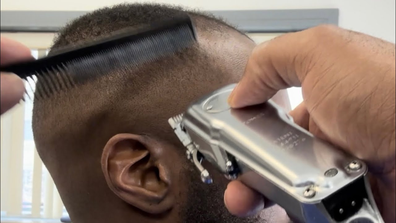 Clippers for beginners 💈 - YouTube