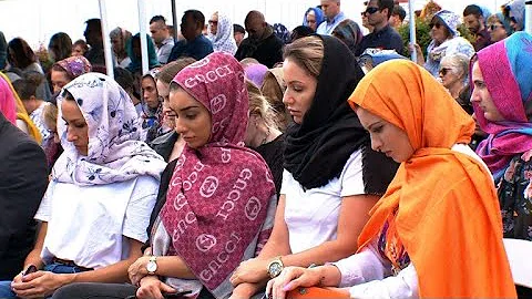 Auckland marks one week after massacre with two-minute silence
