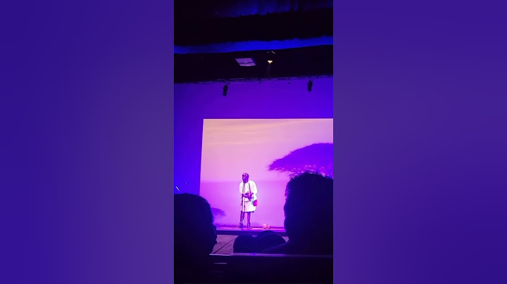 Tweyanze song taught to the audience in Nairobi Kenya National Theatre,love this moment🤩🙏 #habari