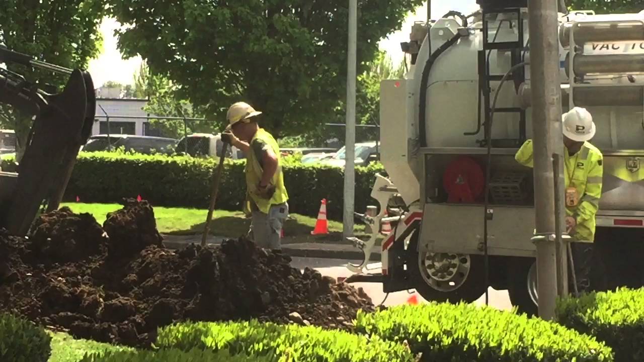 Worlds largest vacuum cleaner YouTube